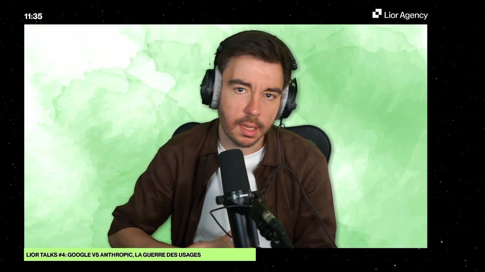 Plateau du Lior Talks #4, en plein cadre, avec le bandeau de titre de l’épisode et le chrono du direct.