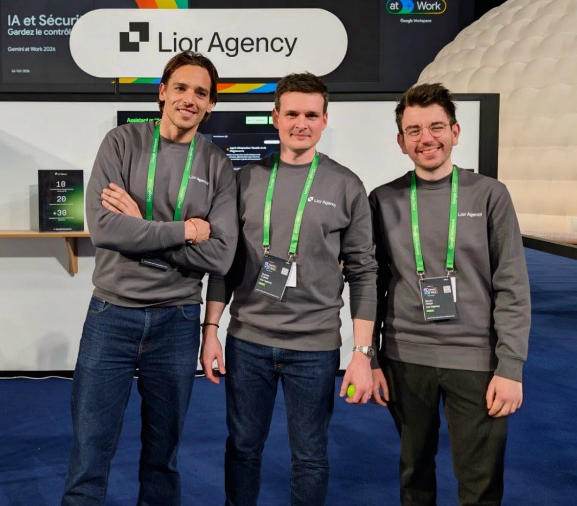 Équipe Lior Agency devant son stand lors d’un événement Gemini at Work consacré à l’IA et la sécurité.